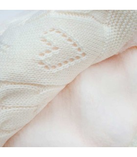 پتو بافت کلاه دار مادرکر طرح قلب و گیس بافت Mothercare