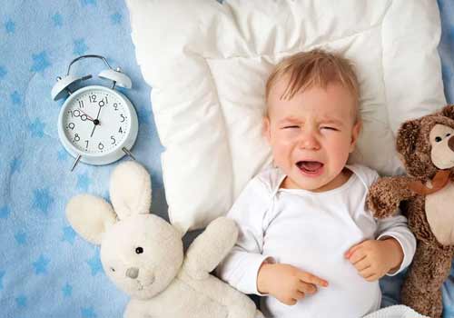 دلایل اصلی نخوابیدن نوزاد